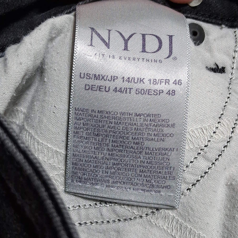 NYDJ Jeans Womens 14 BLACK Faded Denim Used Preowned Pants - Picture 4 of 6